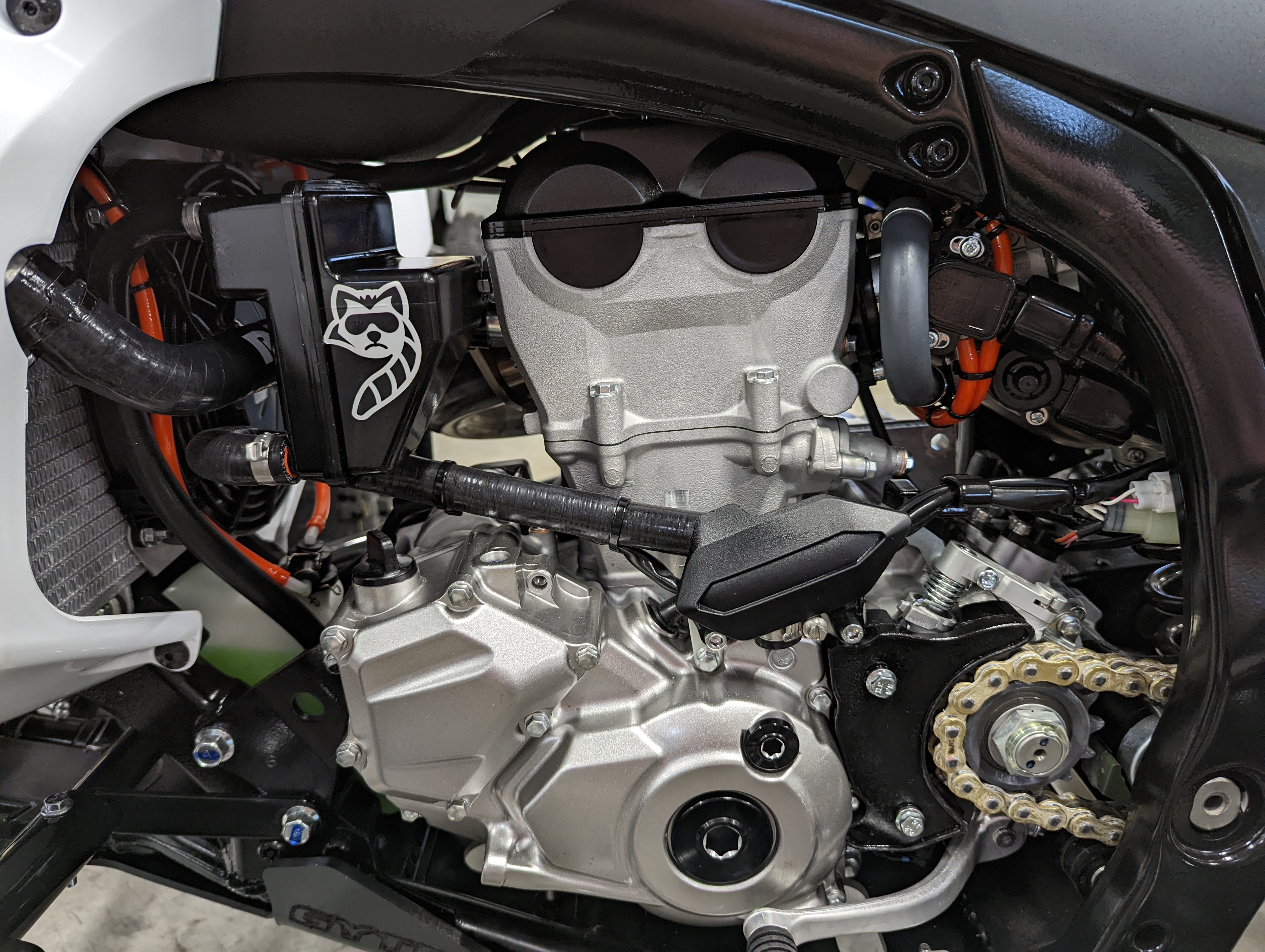 RRP YFZ450R Breather Box Kit LTR box