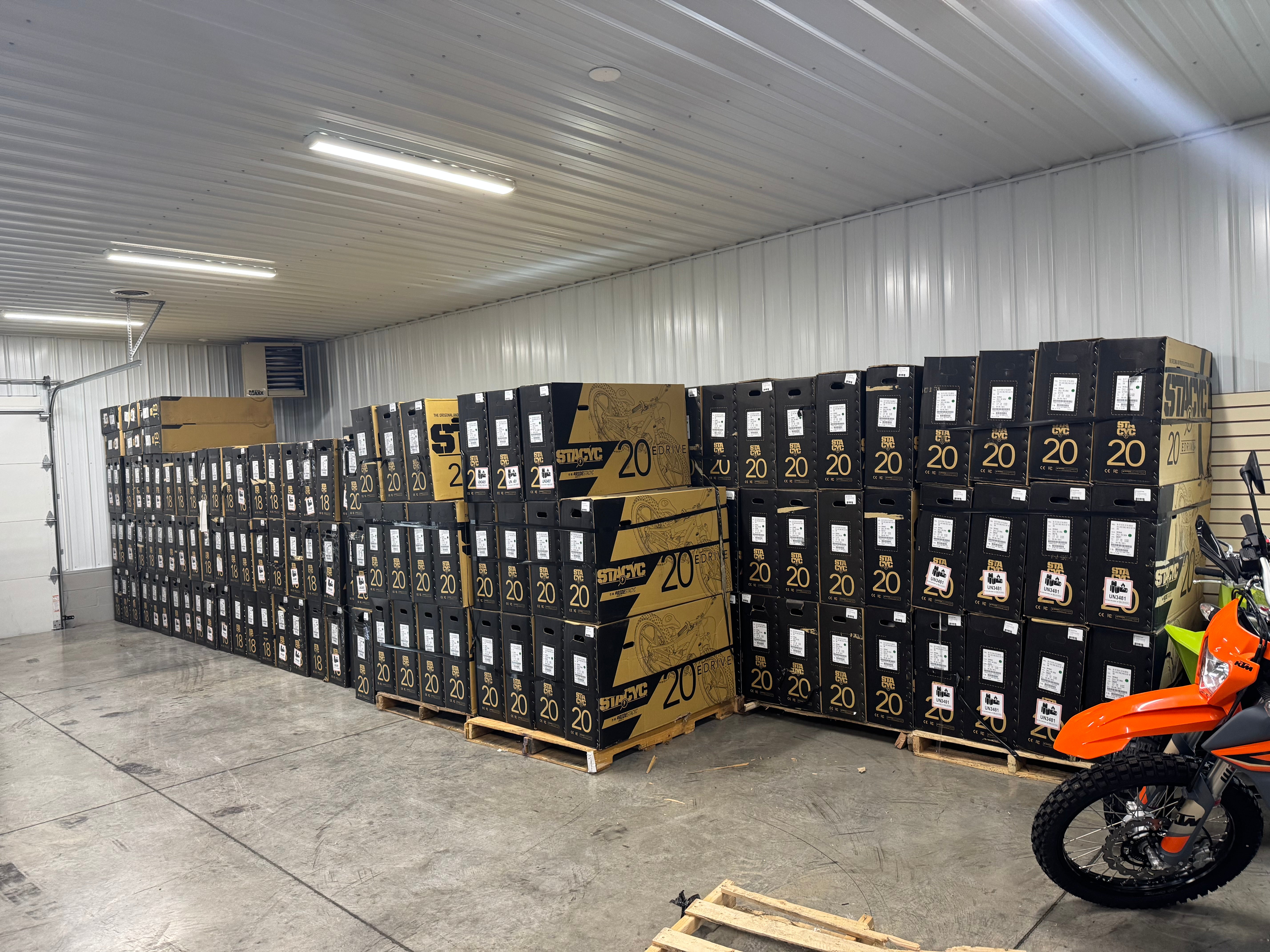 STACYC 20eDRIVE KTM Factory Edition w/ Suspension Fork - Save $1,796 - Spring Sale